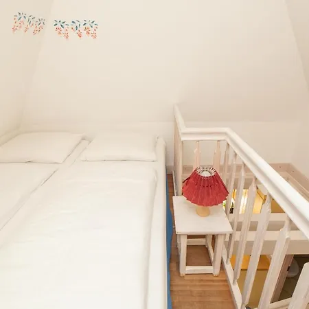 Haus Hafis - 12 * Nebel